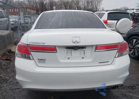 2012 Honda Accord 2.4 Se из США, поврежденный, VIN 1HGCP2F68CA090109